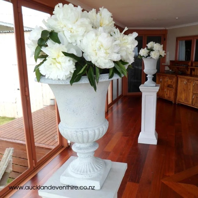 stone-look-pedestals-plinths-wedding-ceremony-event-auckland-hire-flowers