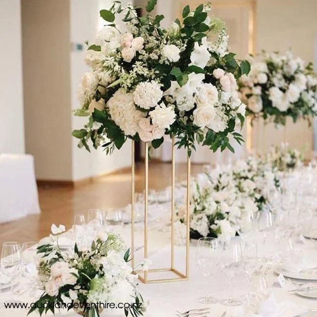gold-frame-stand-pedestal-wedding-ceremony-event-hire-auckland-metal