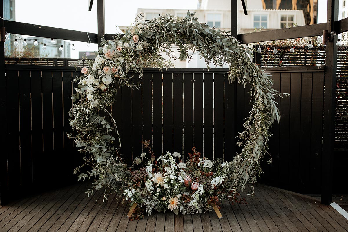 gold-circle-arch-wedding-backdrop-hire-auckland-events-round.jpg