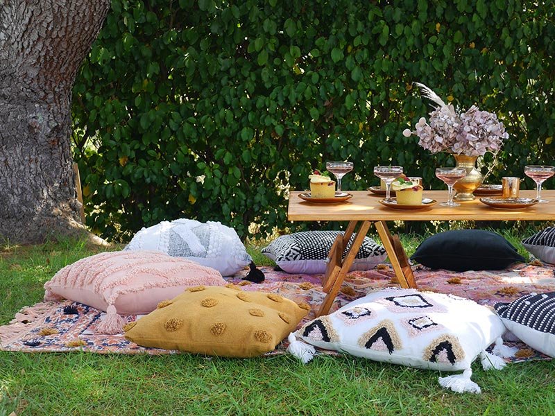 picnic-table-set-hire-auckland-party-cushions-rent.jpg