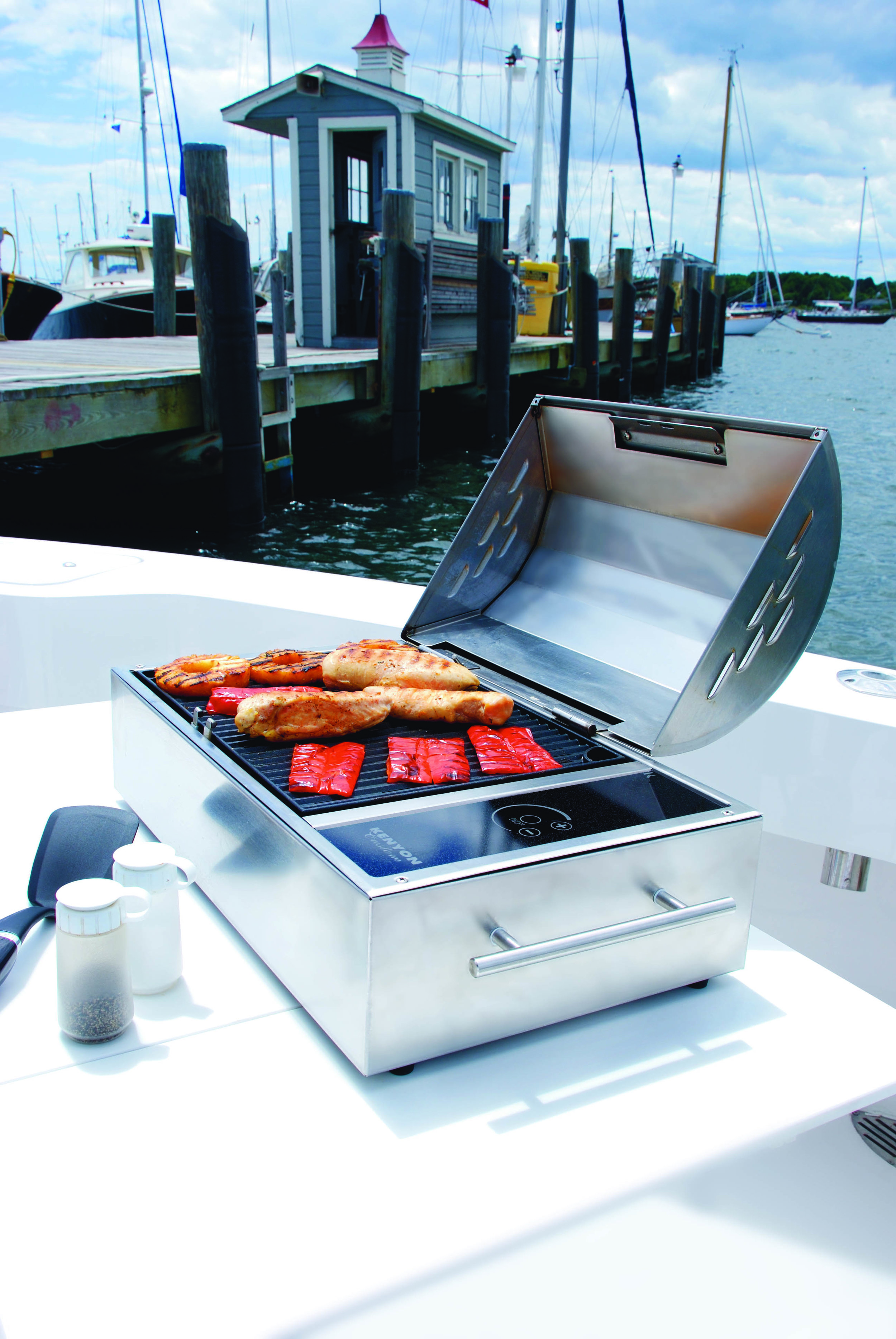 Floridian Portable All Seasons™ Grill 2.jpg