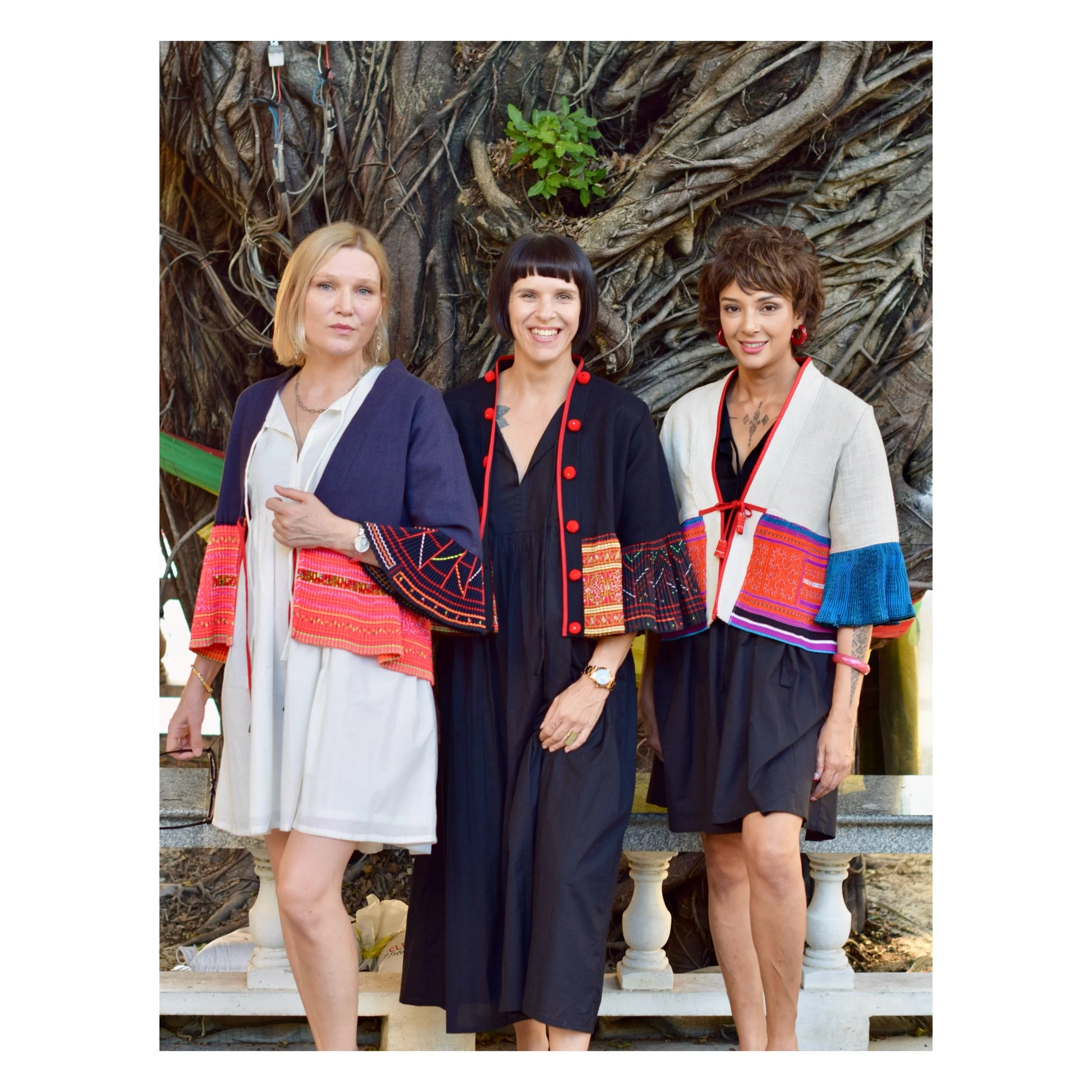 Hmong Group shot 2.JPG