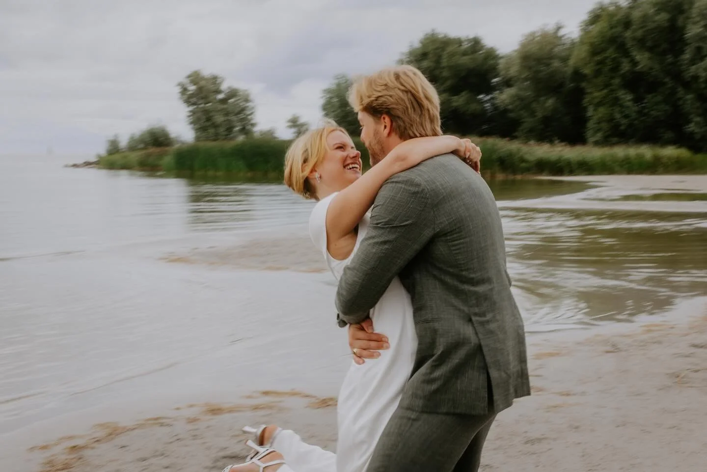 Liefde is mooi h&egrave; 💛💛💛