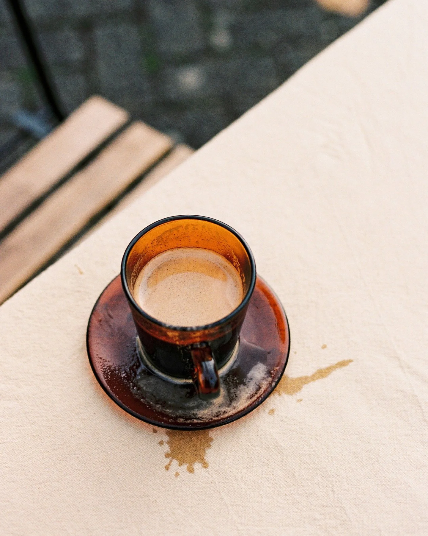 Branding voor @junecoffeenl ☕️💛🎞️