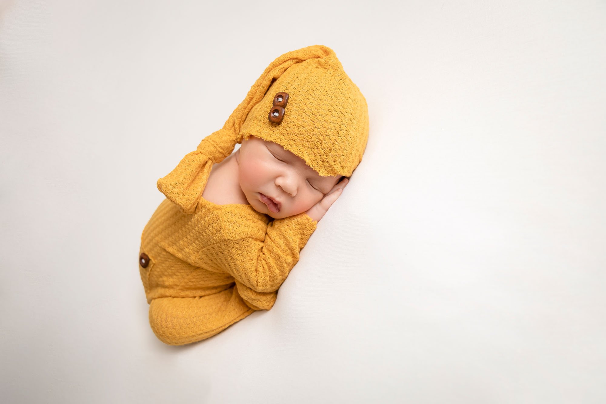 Newborn-photography-in-leeds-boys-in-yellow.jpg