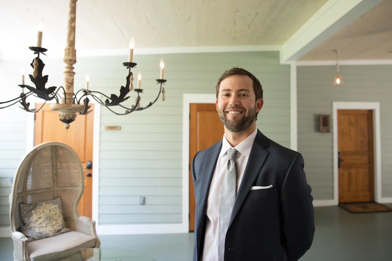 Ocean Springs knows how to do porches right, y'all.