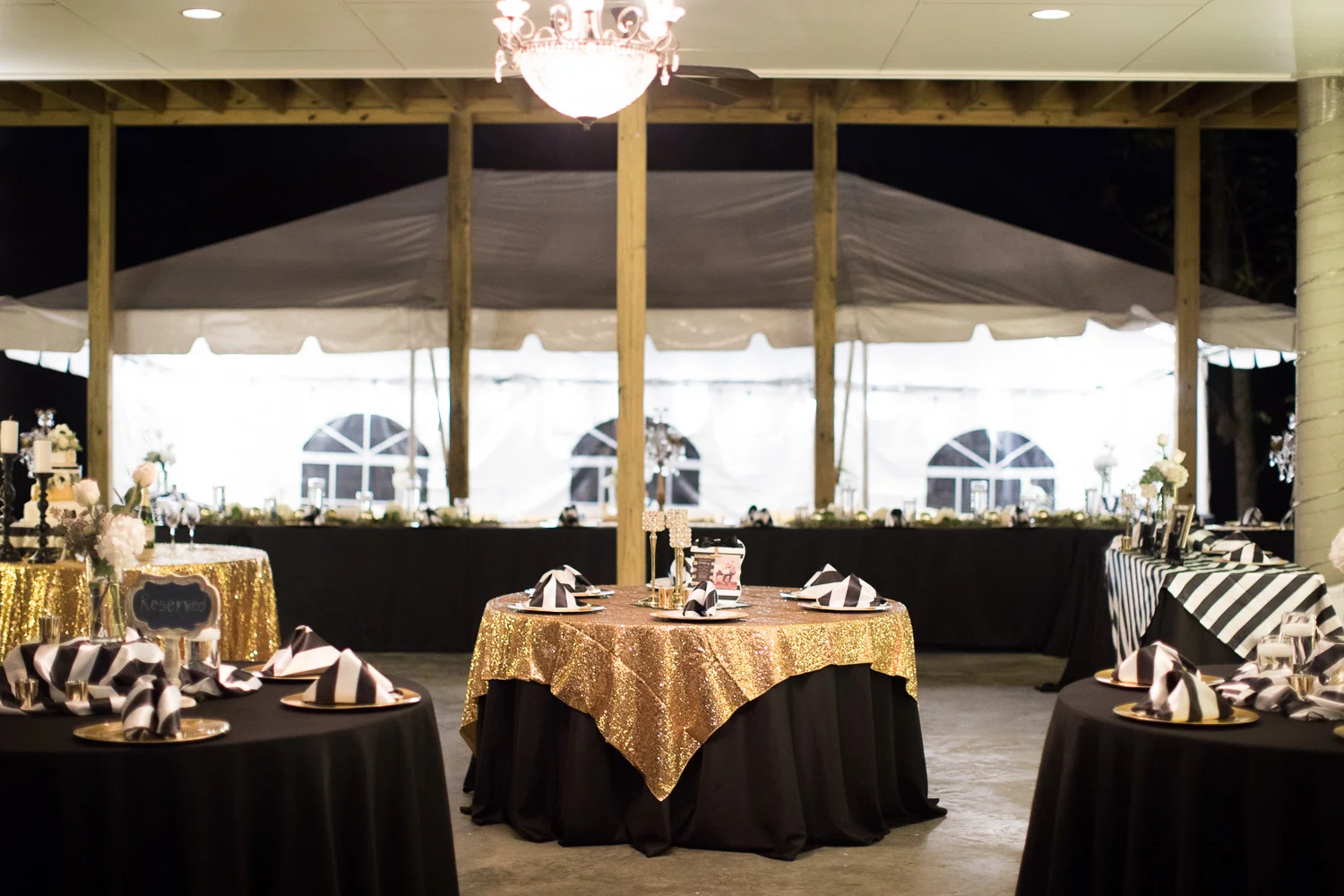 The bold beauty of Juliana's black, white and gold color scheme really sparkled after dark!