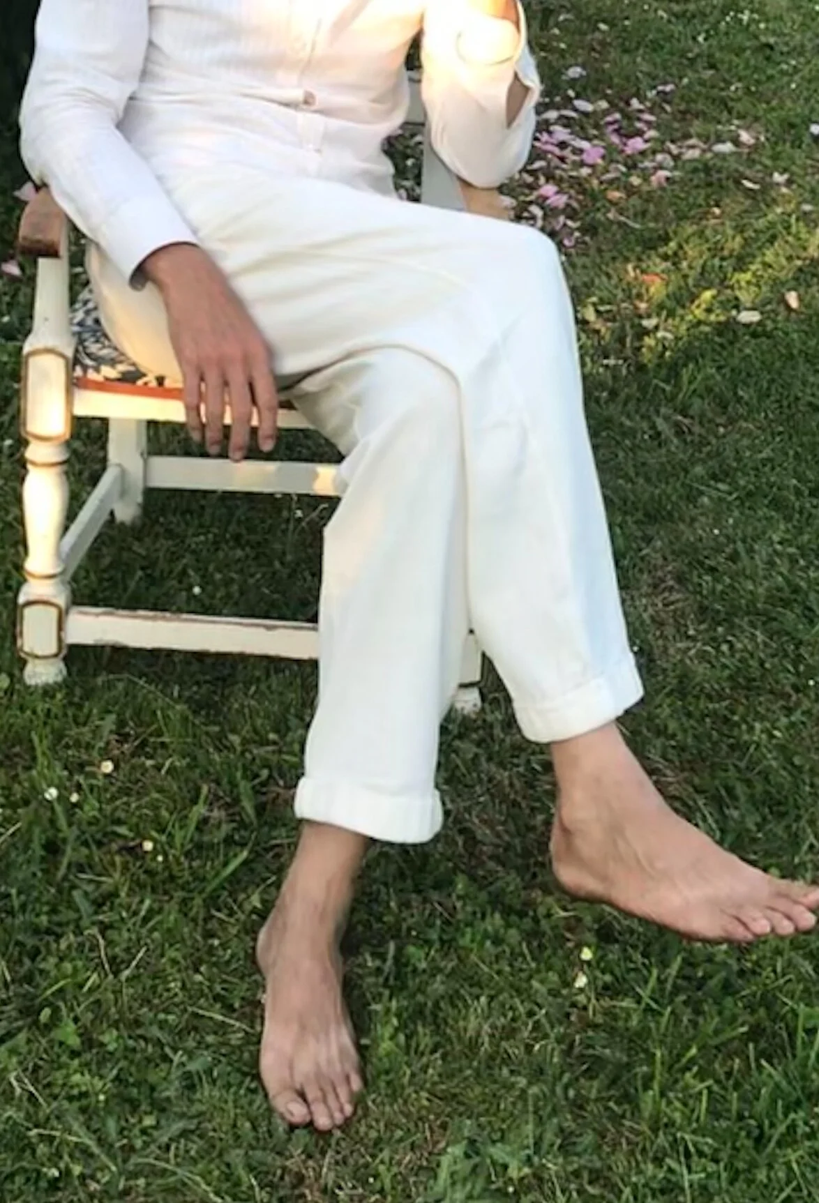 B5F9CBE8-4FE2-4C92-8D5B-0D6E9253ACAE