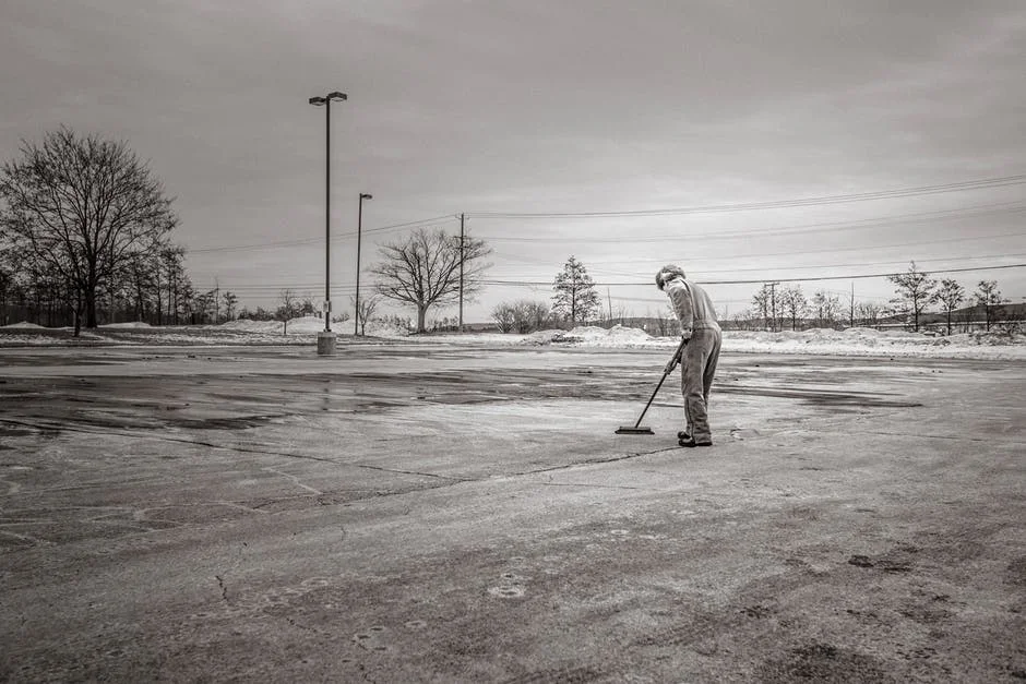 black-and-white-man-person-street.jpg
