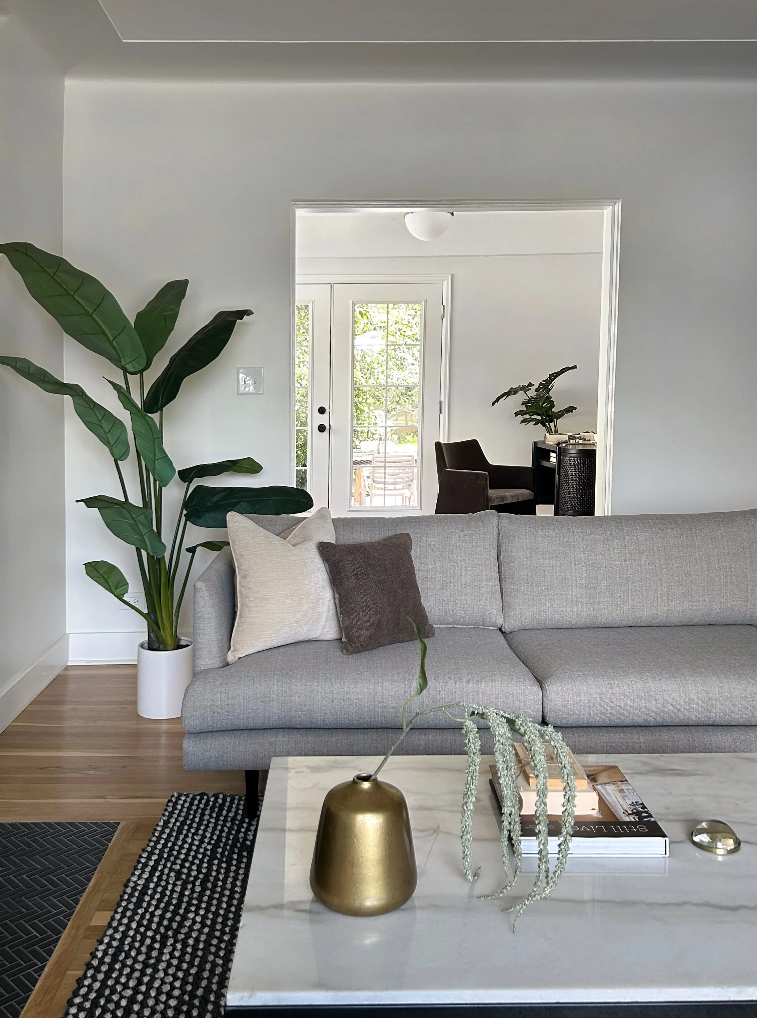  Staged by Perch Staging 