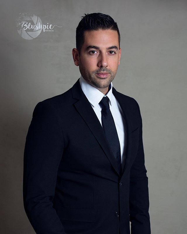#headshots #headshotphotographer #headshotphotography #portraitphotography #mtlportraitphotographer #portraits #personalbranding #entrepreneur #professionalheadshots #businessheadshots #blushpic #blushpicportraits