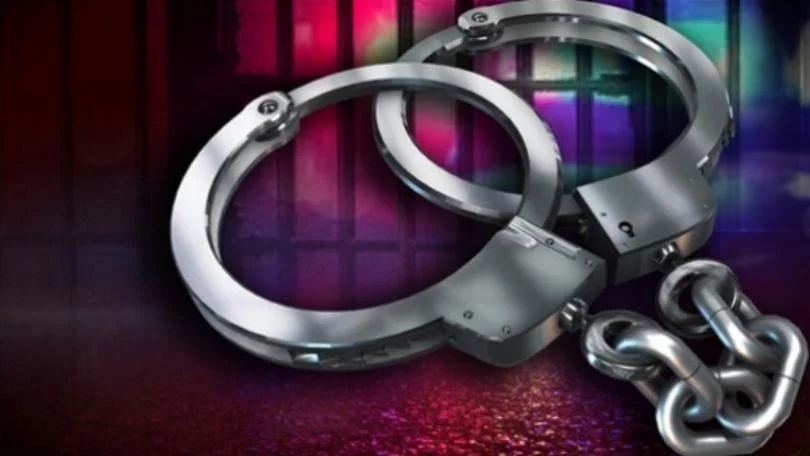 handcuffs+2+mgn50.jpg