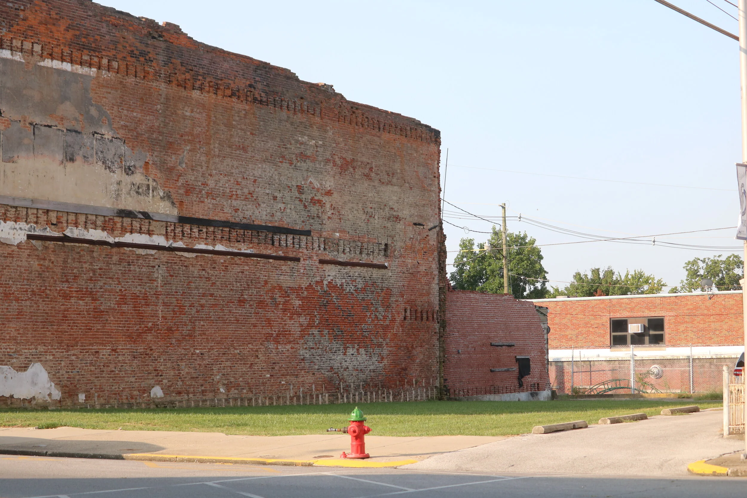 Sealed bids are being accepted for the former Hadley’s lot in the 400 block of Market Street.
