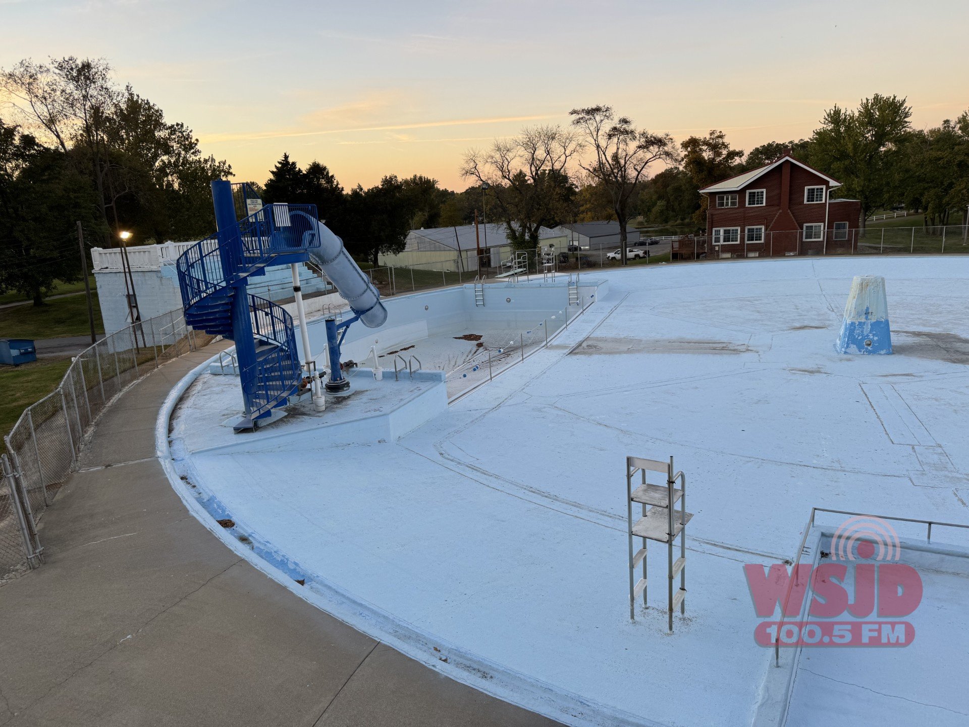 Judge Makes Final Case For Pool Referendum