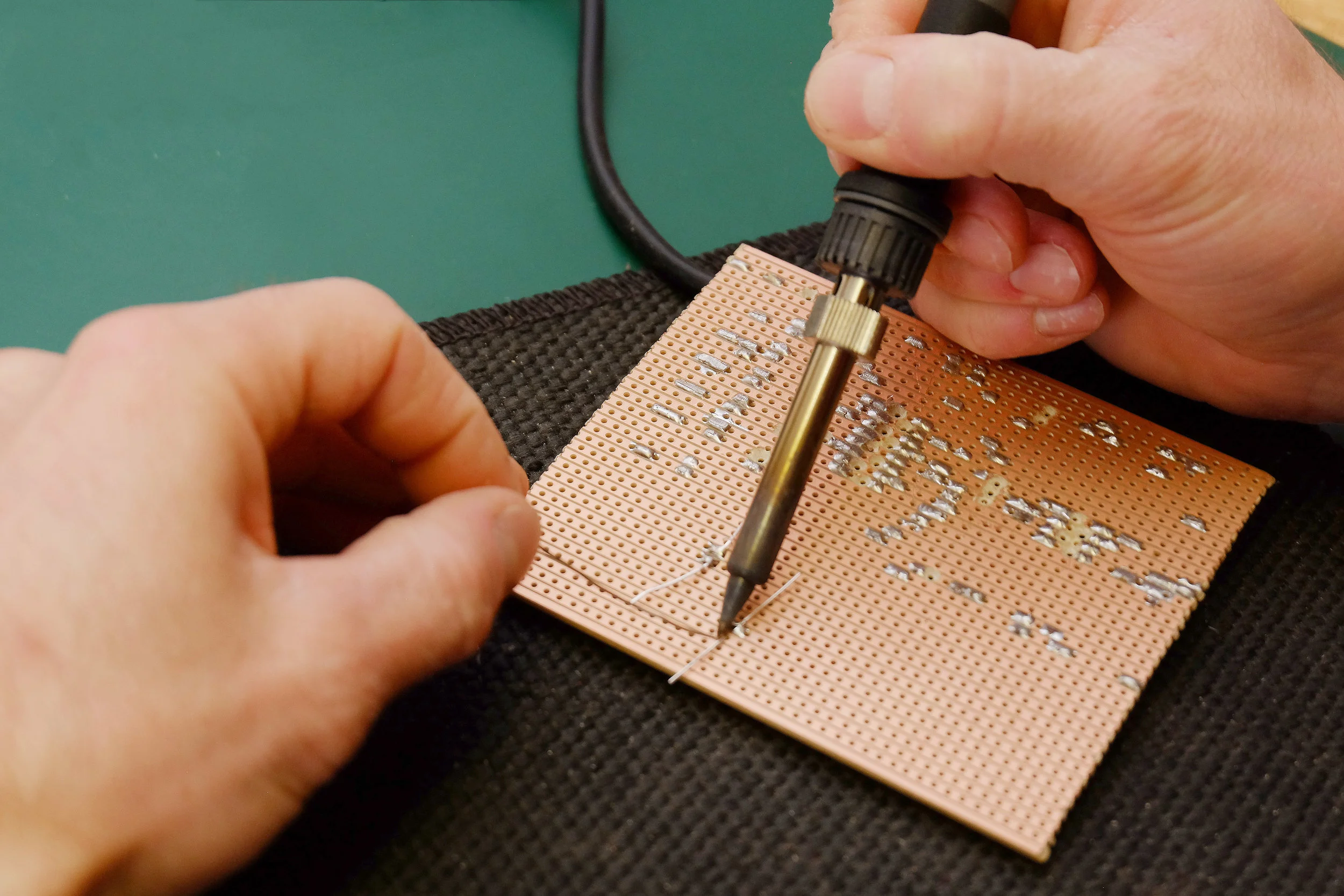 solder1.jpg
