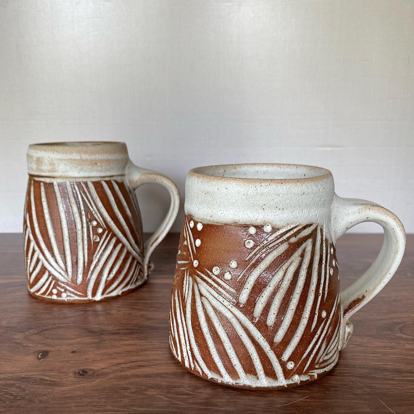 I got some nice toasty leaf mugs out of this last firing.  Loading up the kiln again tomorrow night then off to the Pour Farm for the Maine Makers Summer Pop Up on Sunday from 1-5.  I hope to see you there ❤️