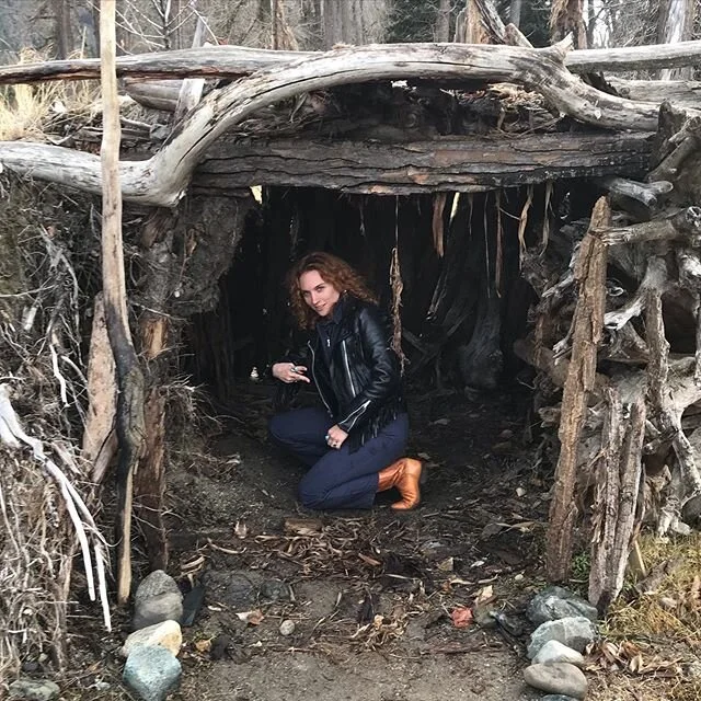 Tonight at @mcmenamins Kalama Harbor Lodge! Me and this driftwood dweller @kassandraerin are going to play some songs in the Lounge from 7-10! C&rsquo;mon out and hear some tunes, enjoy a cold one, bask in the light of their numerous fancy lamps, and