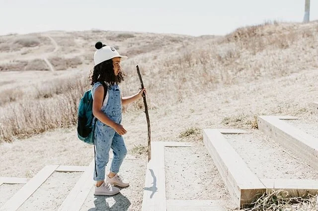 We recently partnered with @thewildlifeca , a local Calgary company, that delivers monthly subscription kits to your doorstep with gear + activities to encourage kids to spend time exploring the outdoors. The @thewildlifeca kits are thoughtfully cura