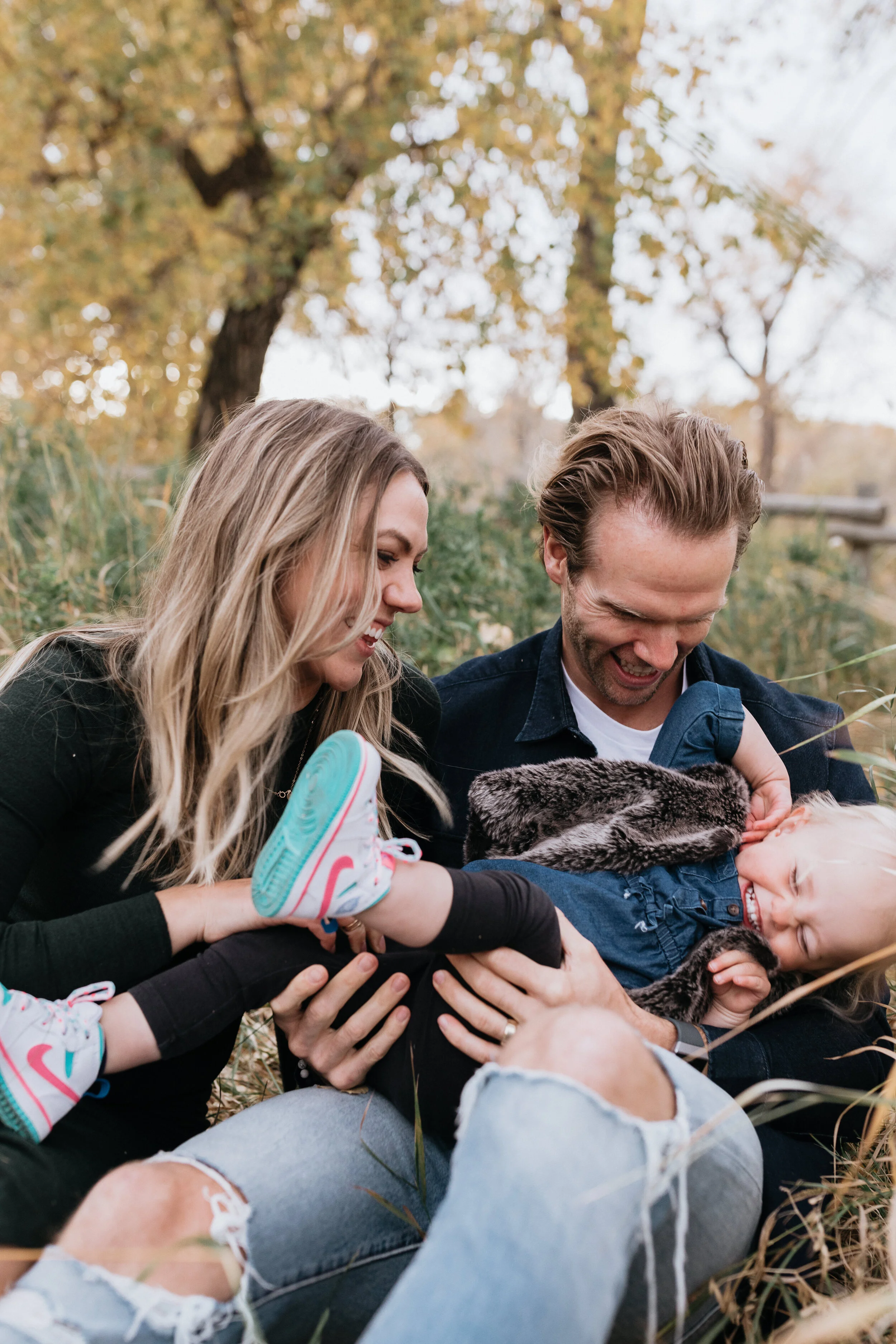 Brendon-Arnold-Family-Session-Mecoh-Bain-Calgary-Photographer-7938.jpg