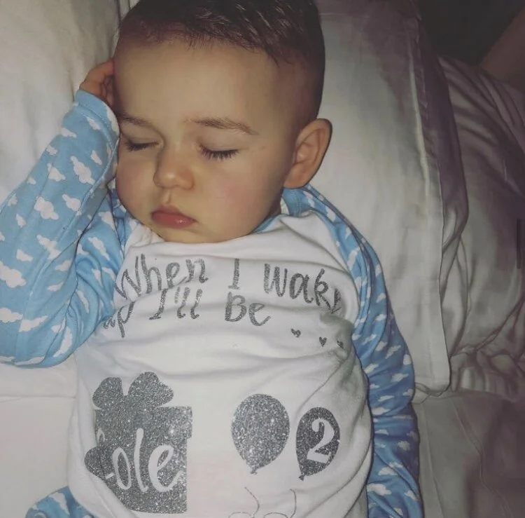 F8F2E8D2-9C8D-4672-8A5E-054607F1F16B