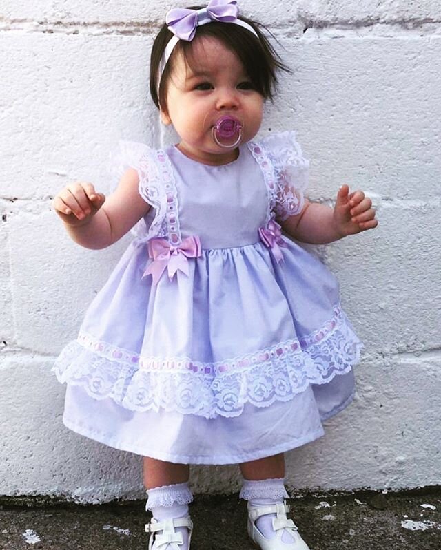 The cutest 💜 this dress is available in 6-12 months and how fab would it be for a first birthday 😍 #avasclosetdublin #bow #girl #dress #kidsofinstagram #smallbusiness