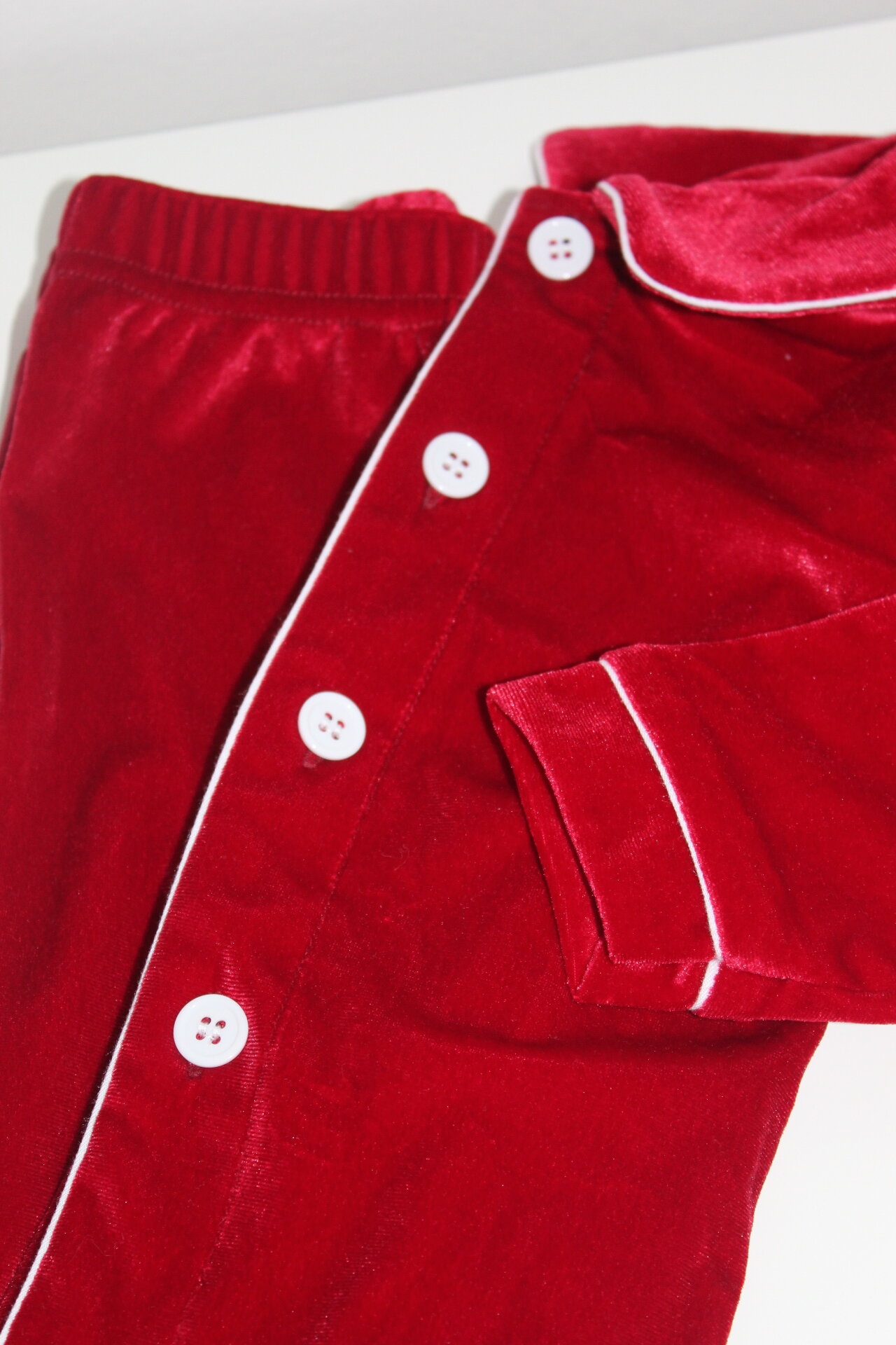 A9D35D84-1FE2-4D6A-91DE-3239DE577228