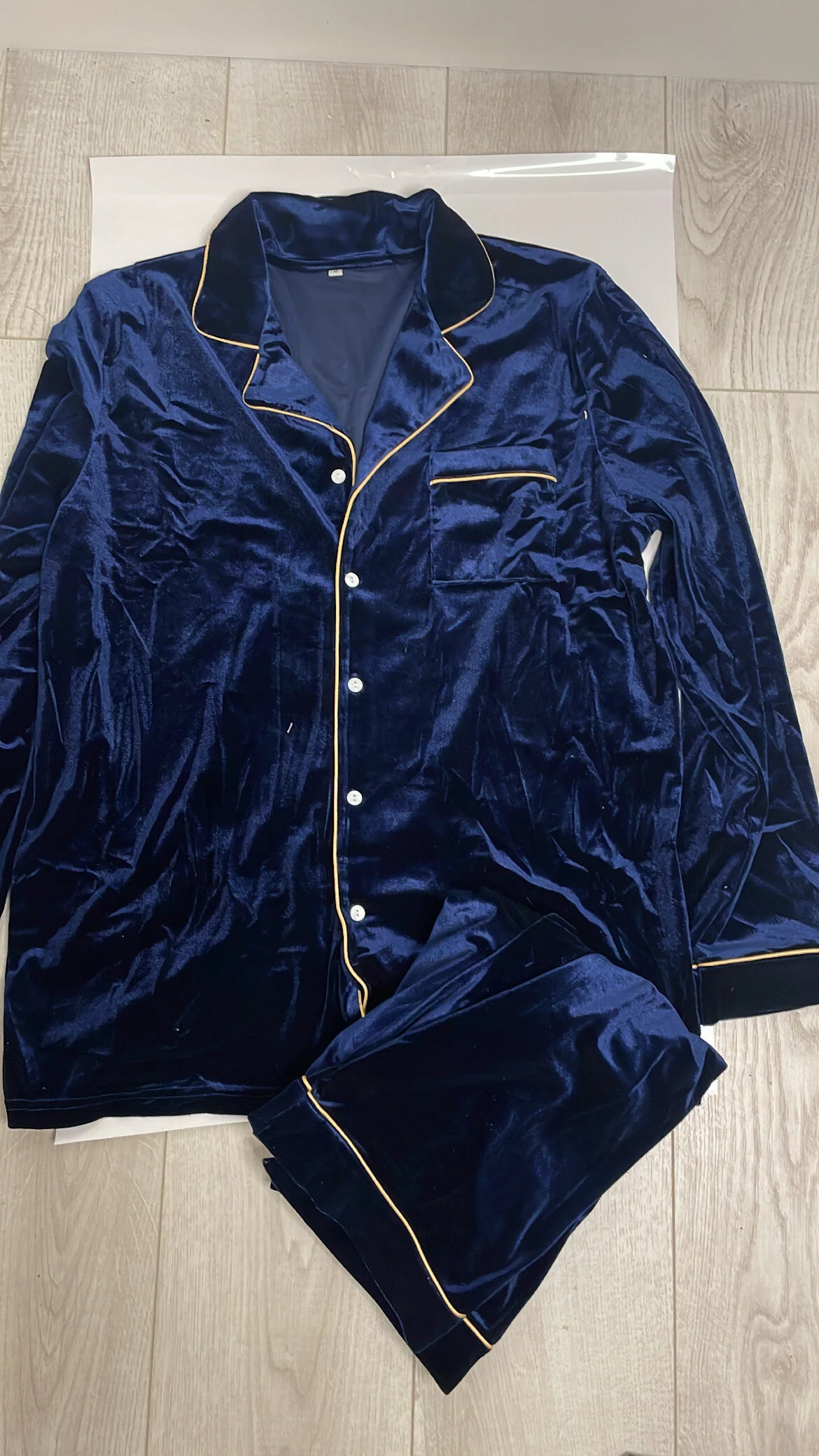 ED6A0890-A9E1-4D2D-B553-75C22C7321EF