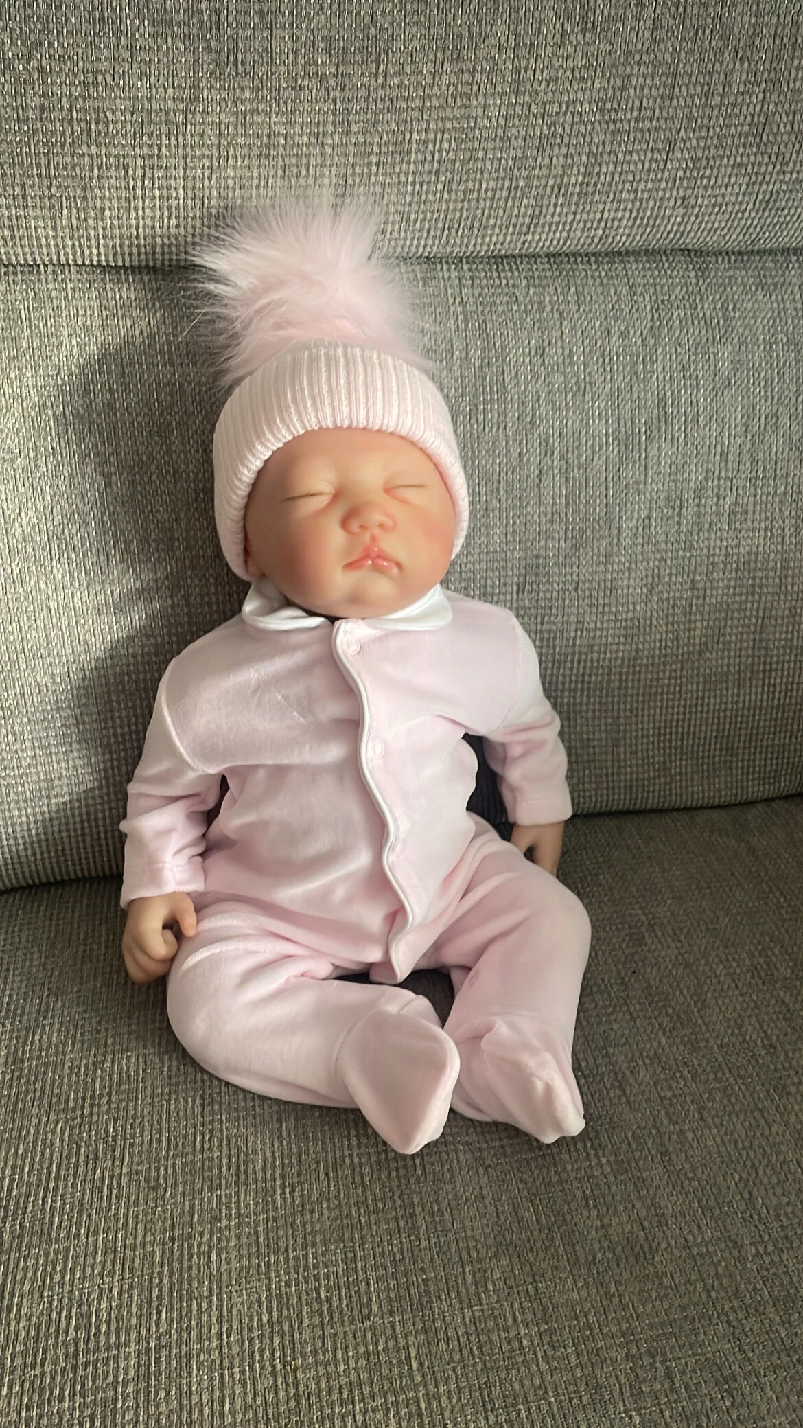 EFC0329D-8805-471B-8881-F78E8FC6AC7E