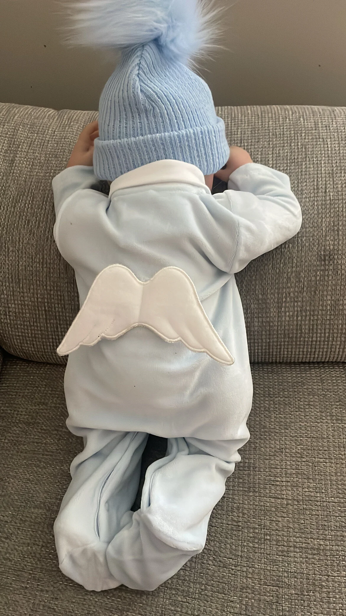 A722DC01-1741-4916-84B9-B1CD7D659D14