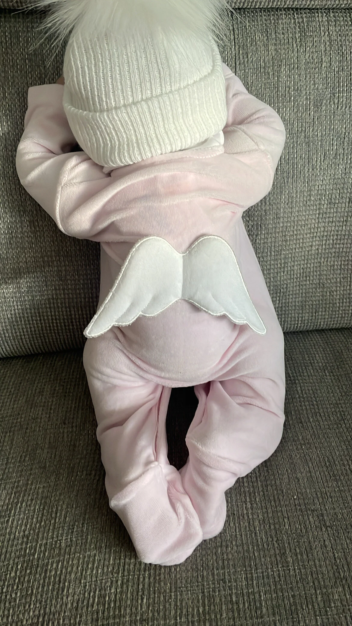 6F9AE056-C381-4DC8-A084-7E69F4F01673