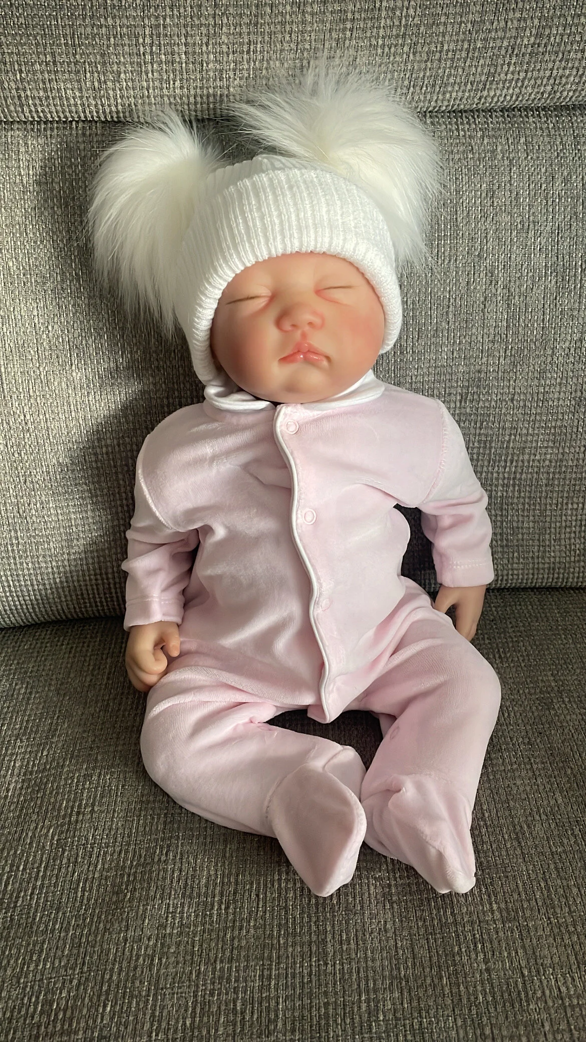 23541B9E-A65B-4BB5-9681-9D01C3FF6247