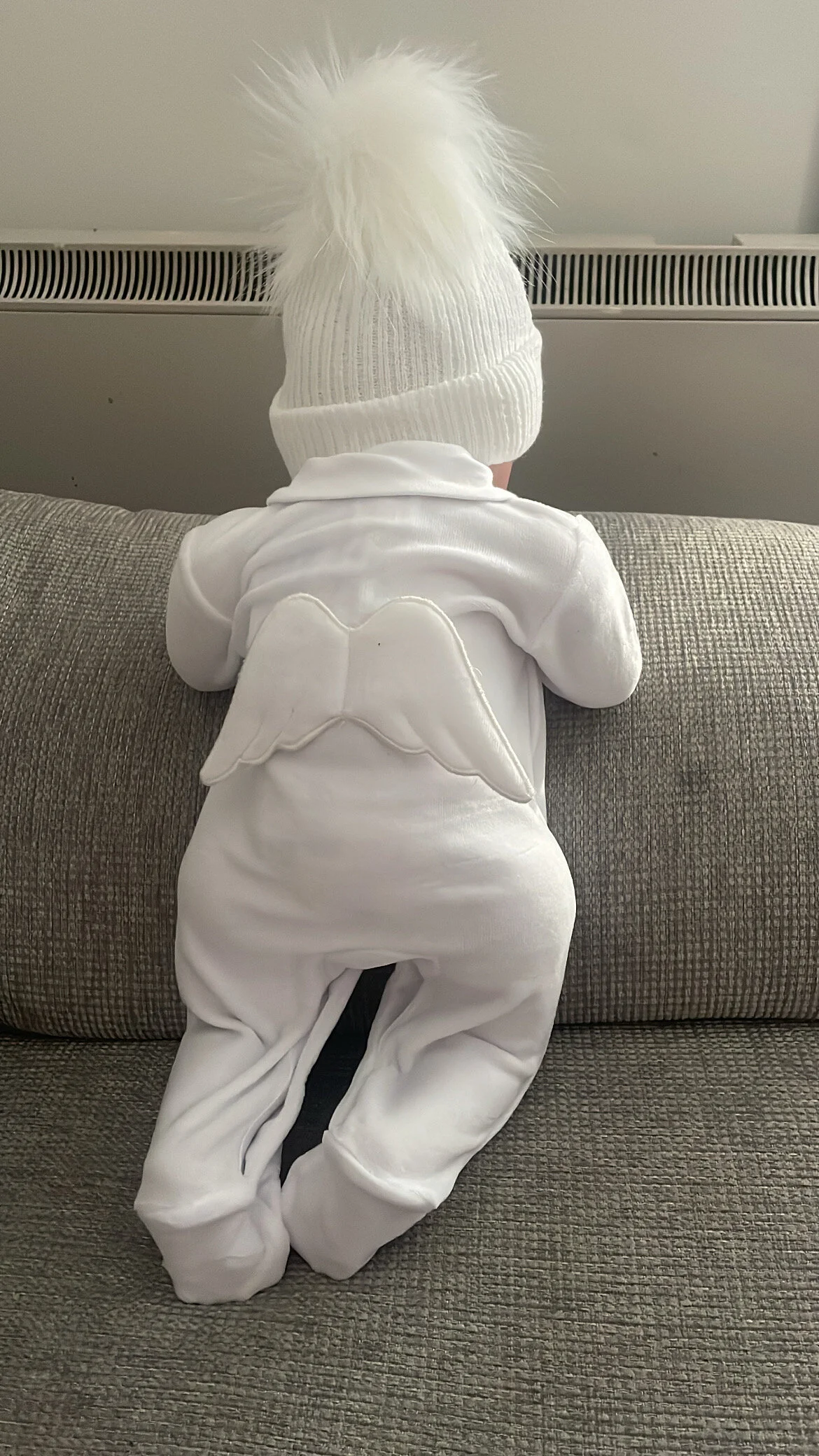 41B4CB2E-1194-4028-9861-CD31BEAF6A45