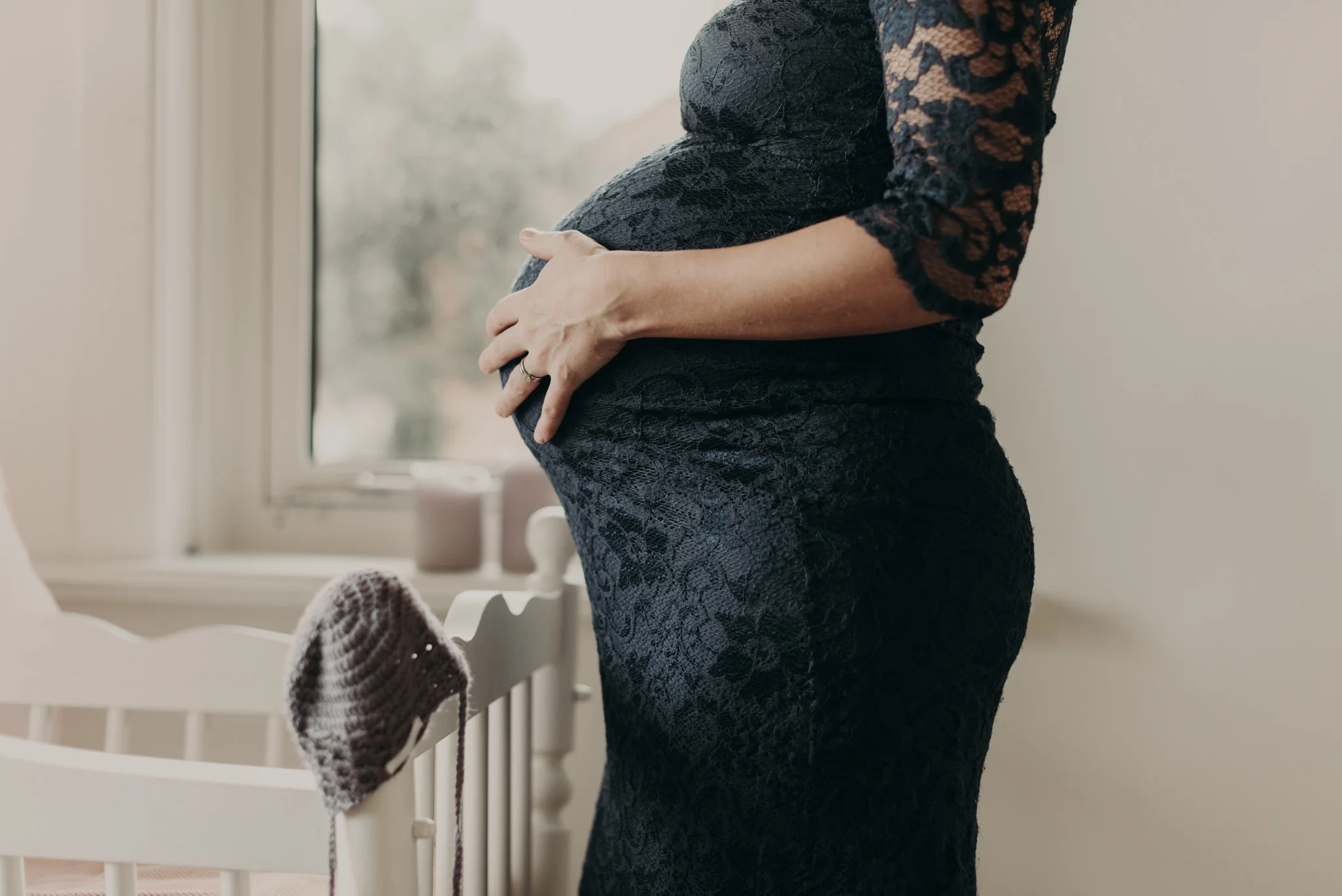 Den Haag Maternity Photoshoot