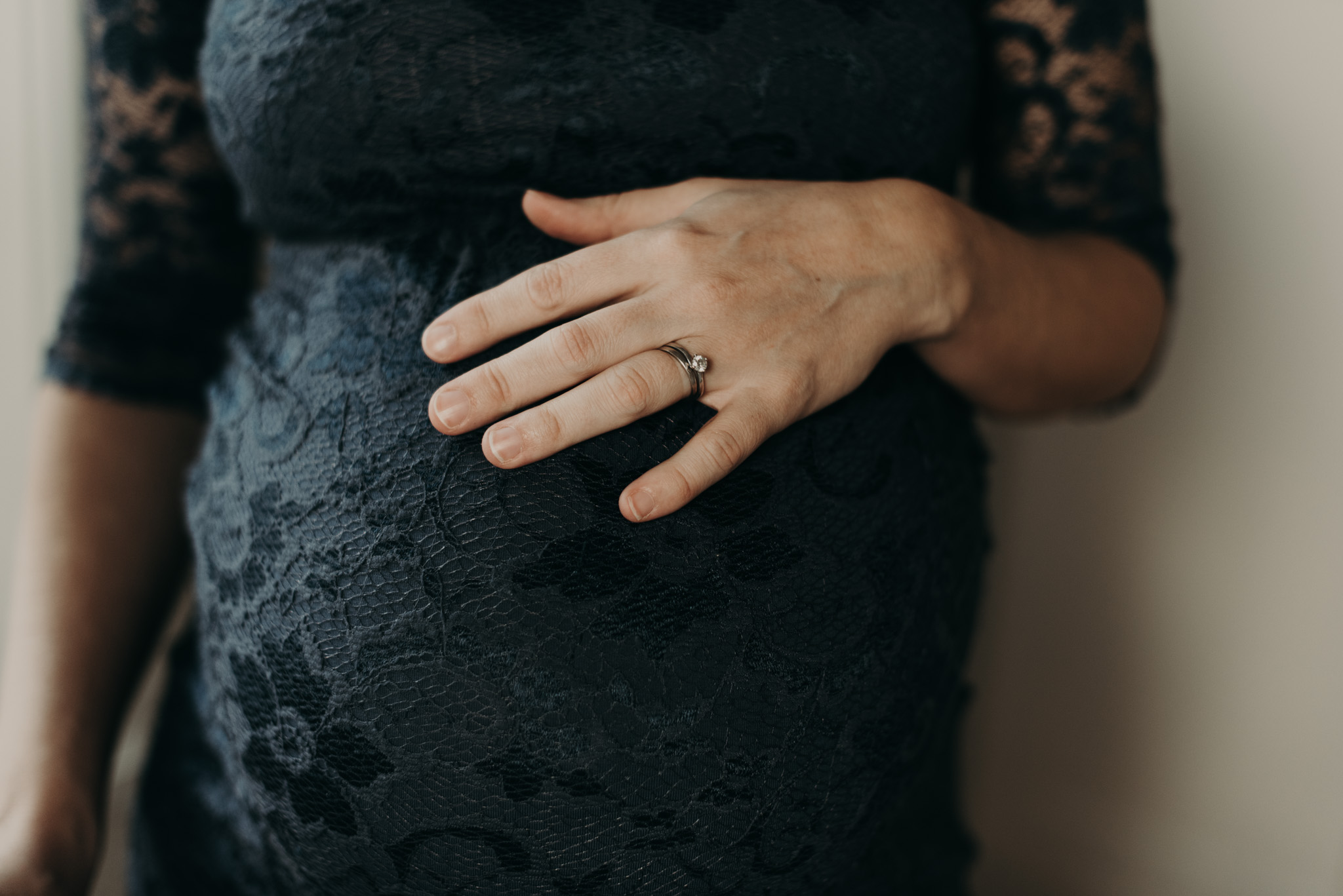 Den Haag Maternity Photoshoot