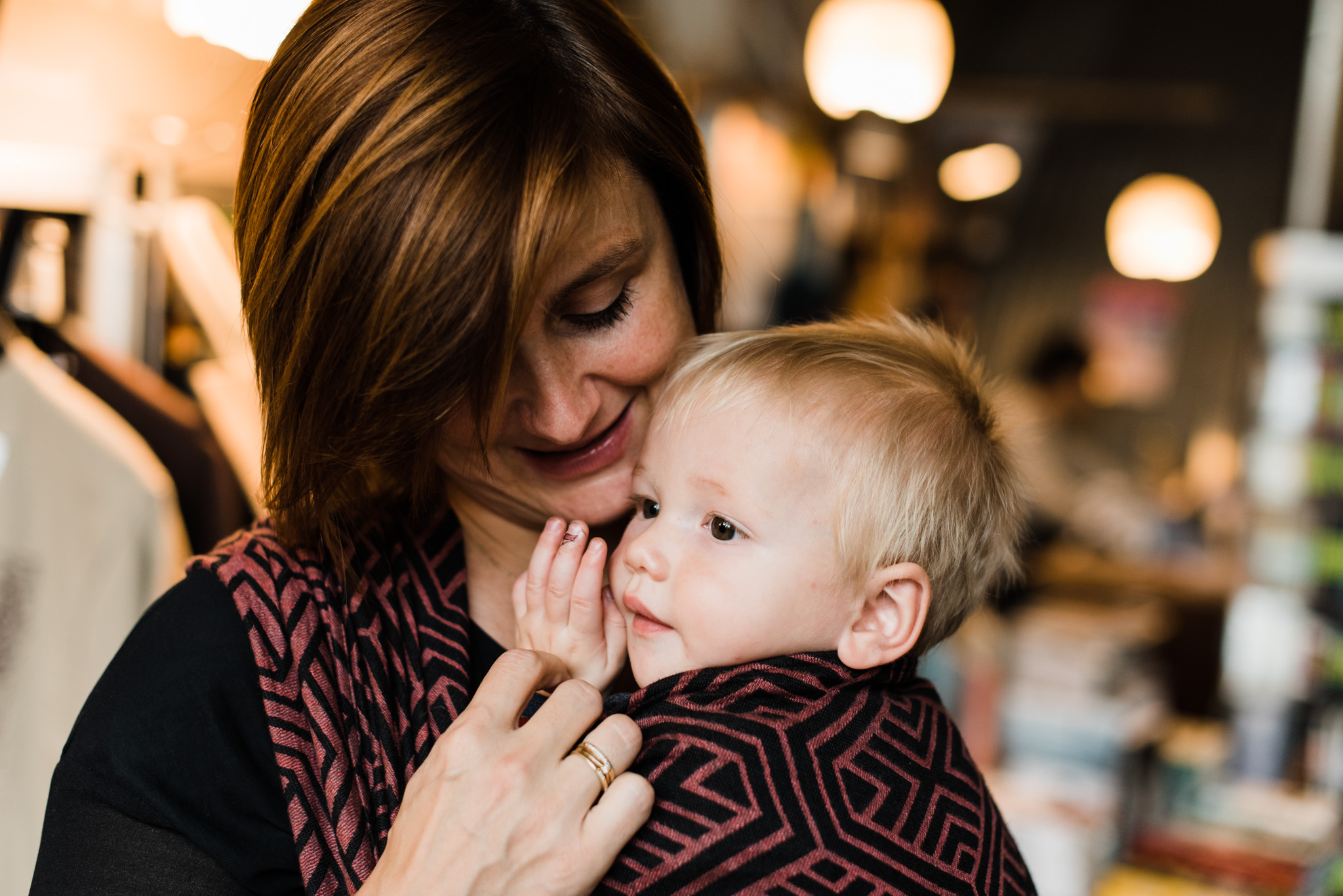 Rotterdam Family Photoshoot op Kop Van Zuid