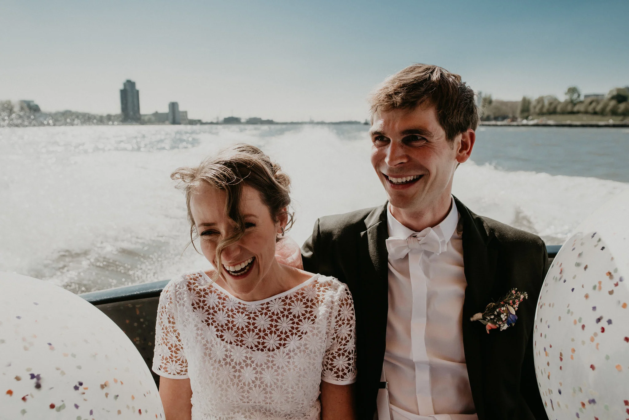 Bride and groom in the rotterdam water taxi