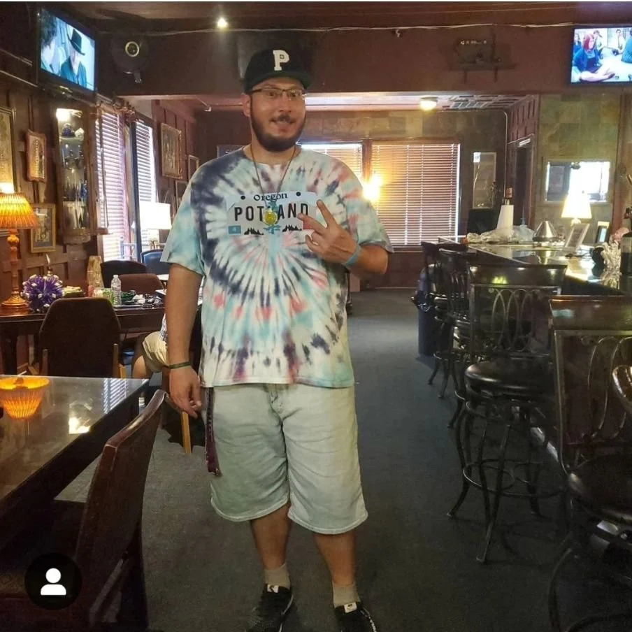 Dear friends, it is with an immense sadness that I share with you that our friend and team member Kenneth Varner has passed away suddenly.

I am doing my best to make a contact with his family in Johnstown Pennsylvania. I've already been in contact w