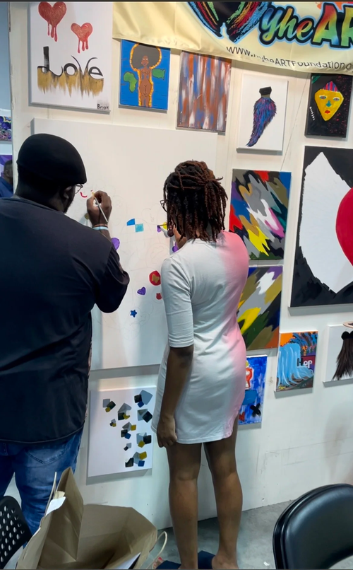 Collaborative mural experience