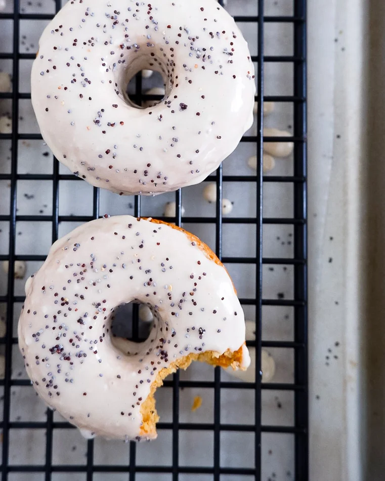Lemon Poppyseed Donuts 