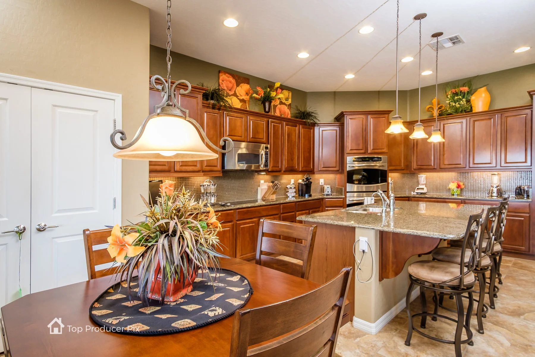 170324-1425 Prominence Ln-0124-TPPWEB.jpg