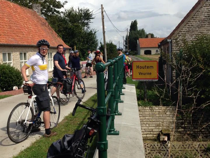 crossing-the-border-from-begium-to-holland.jpg