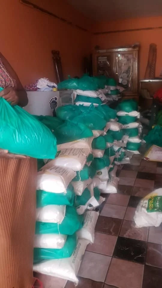 Awamu covid food distribution 2.jpg