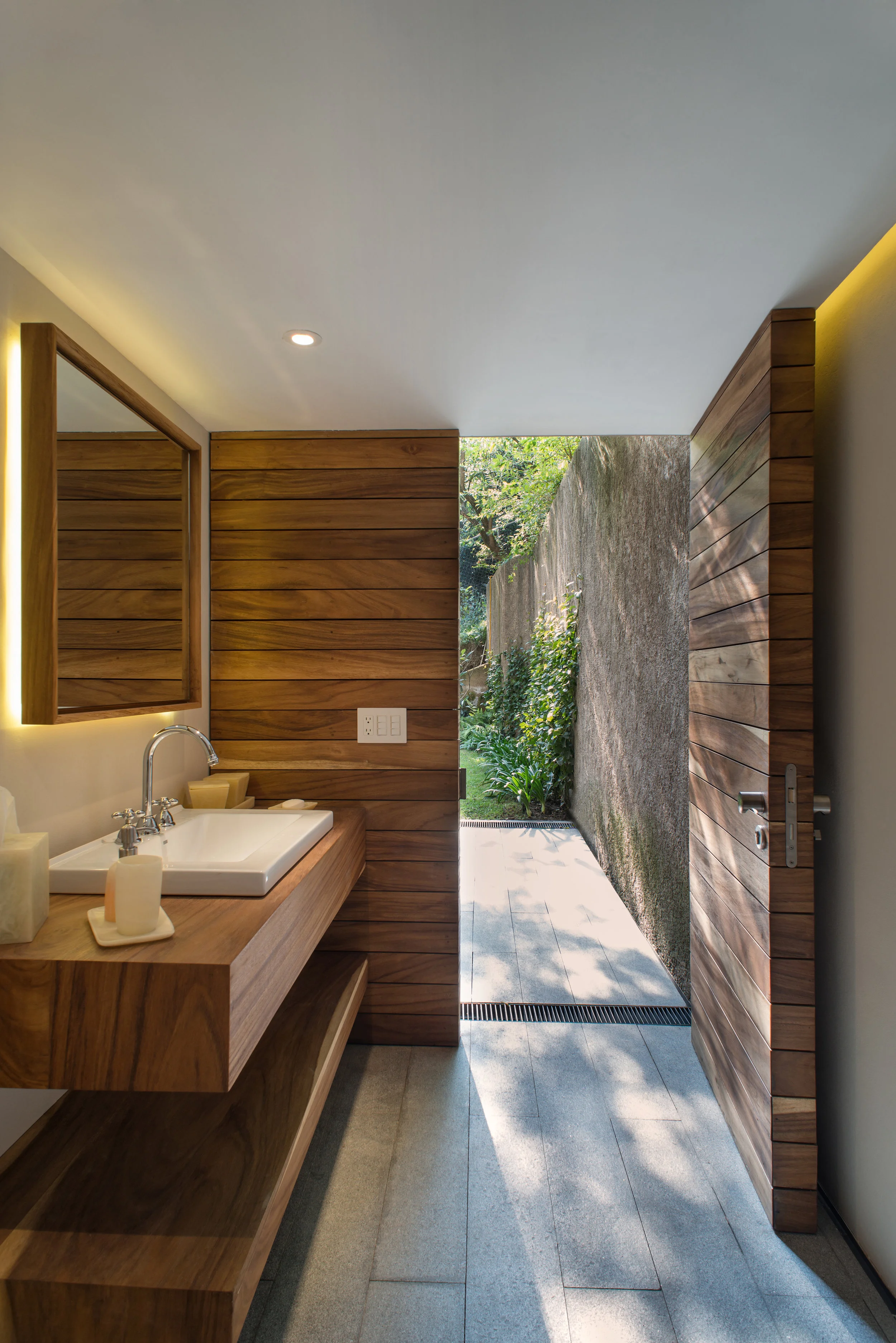 baño jacuzzi ext.jpg