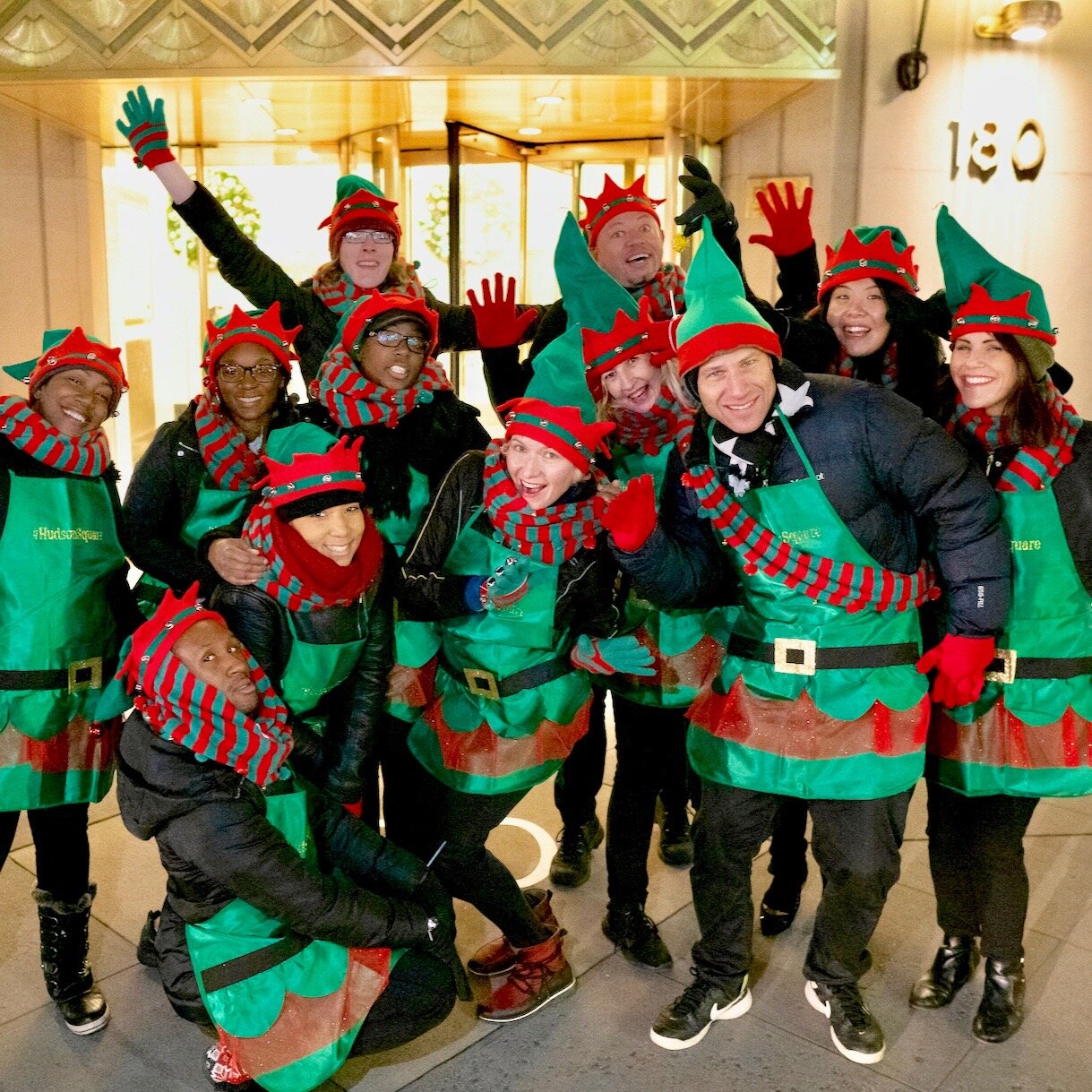 STREET TEAM EXTRAORDINAIRE!