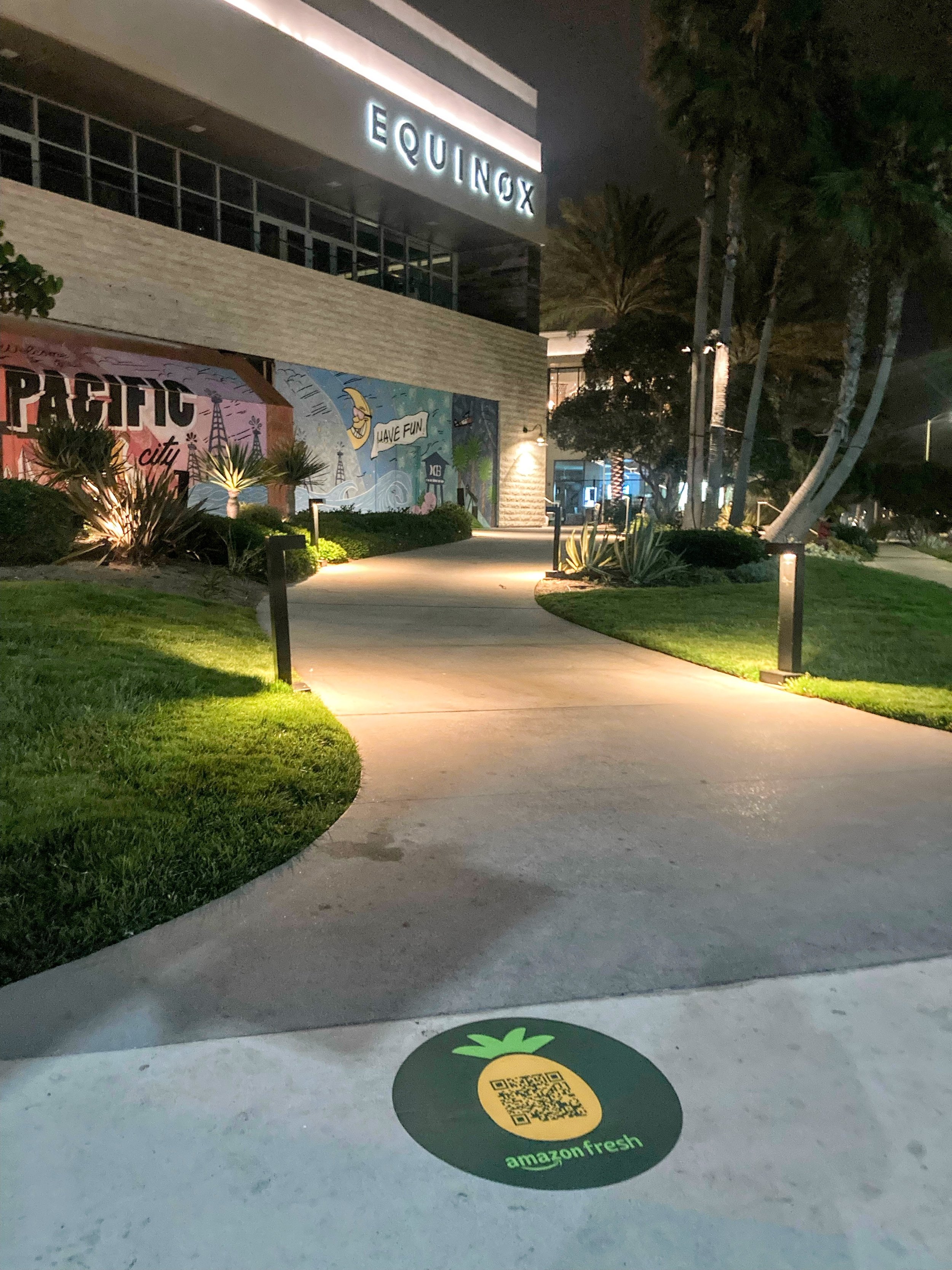 2022_June_Amazon_Fresh_Sidewalk_Decals_HuntingtonBeach_023.jpg