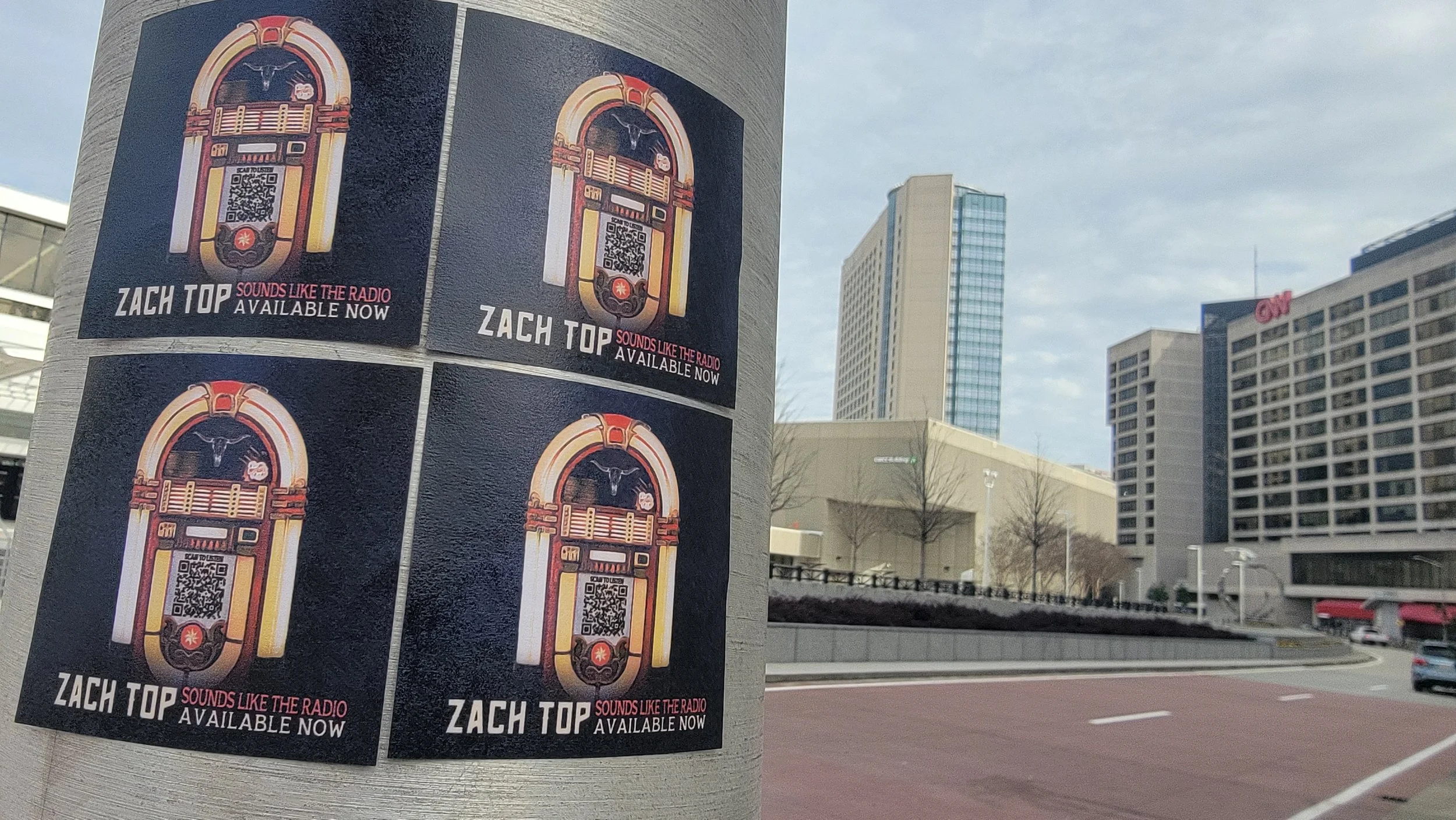 ZACH TOP DEPLOYS STICKY NOTES CAMPAIGN FOR RELEASE OF NEW SONG