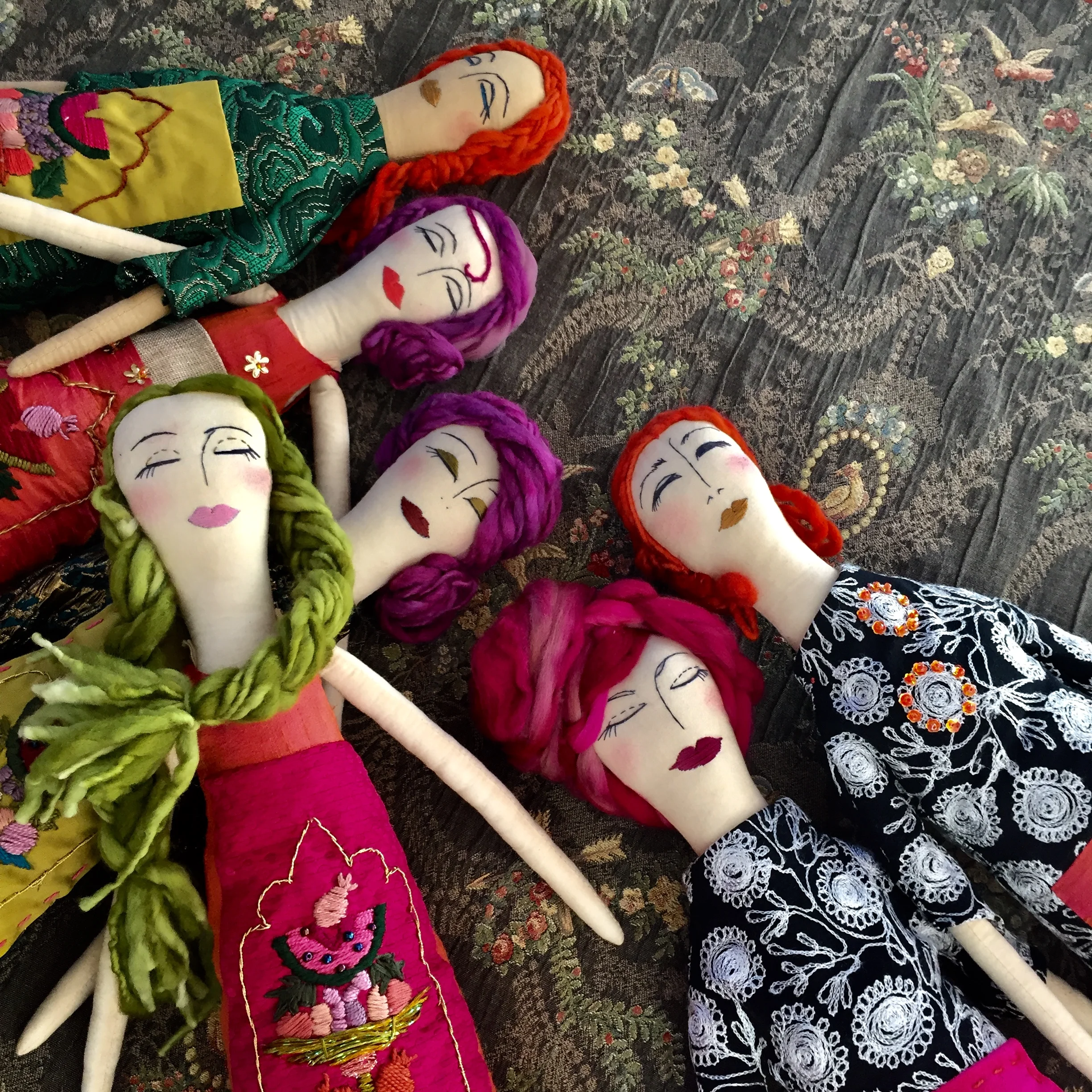 Syrian Heritage Told Through Handmade Folk Art Dolls