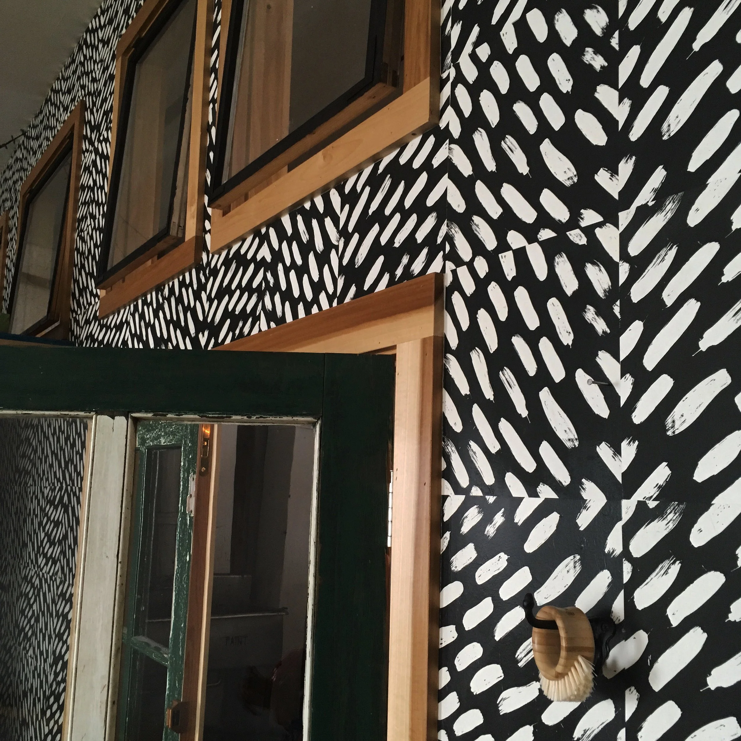 1ST AND 10 in VELVET BLACK installed, detail