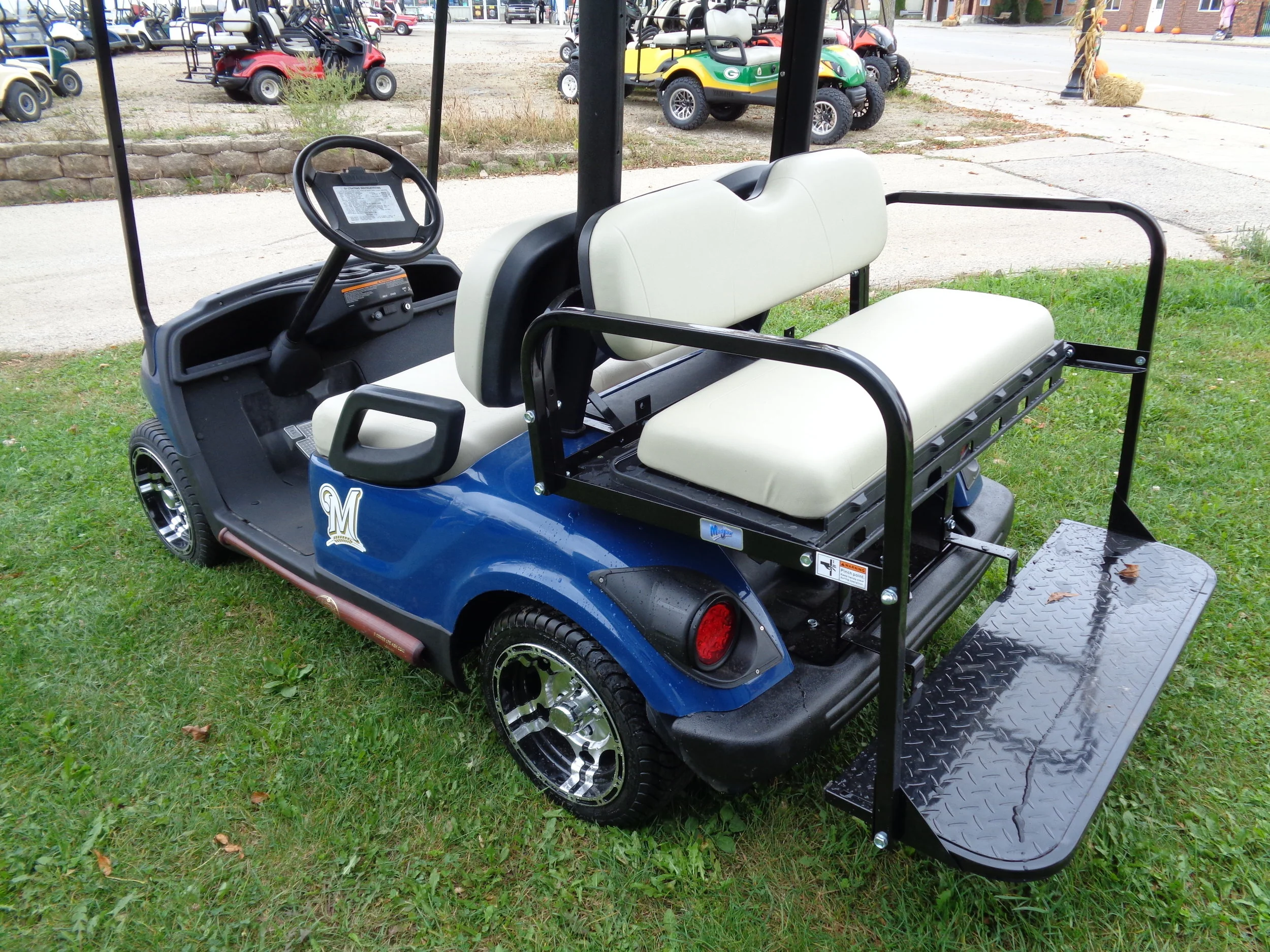 Brewer's Themed Electric Yamaha — Master Custom Carts LLC