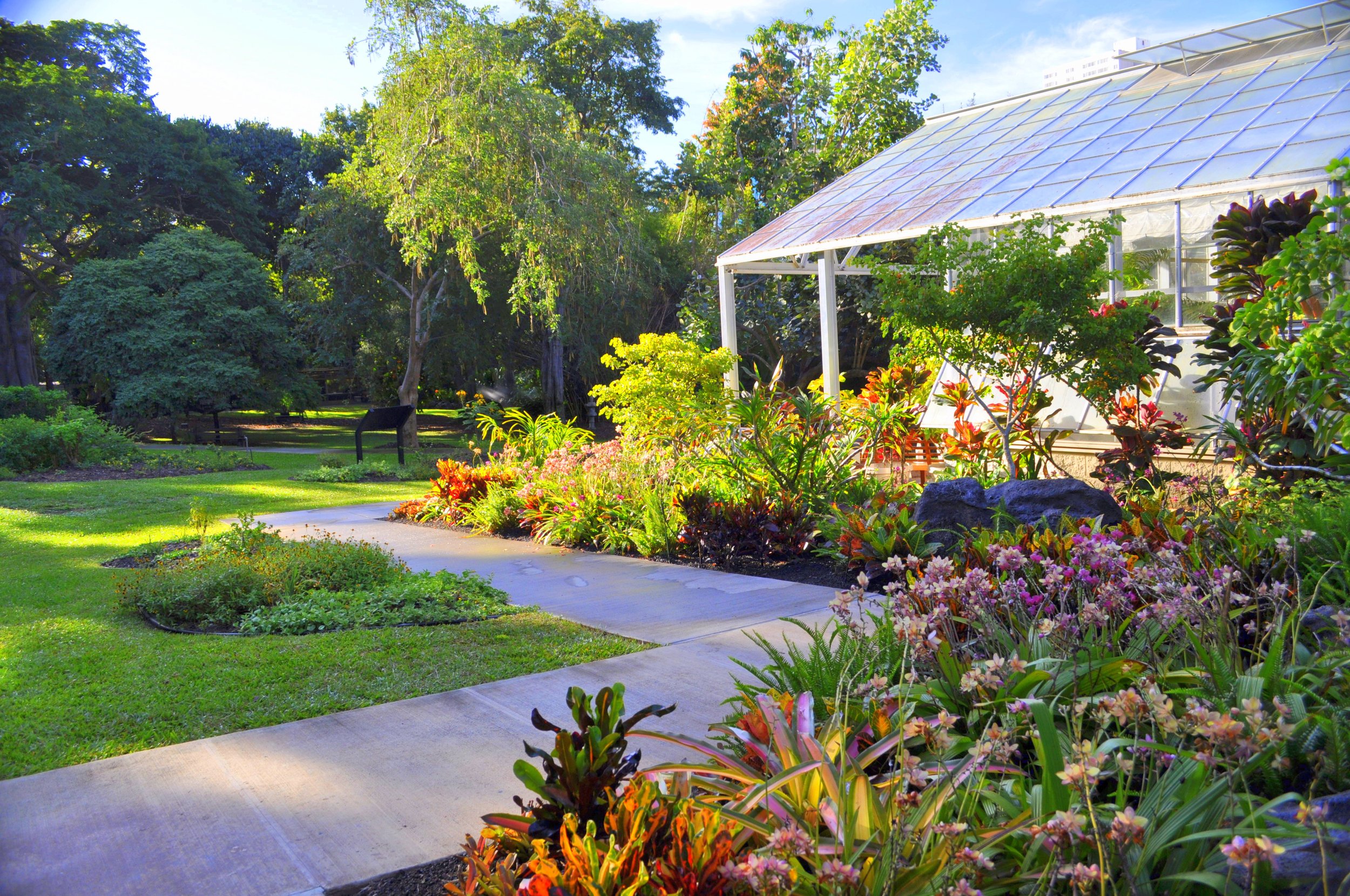 HT22: Foster Botanical Garden Opening Day